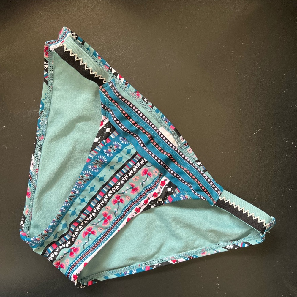 XS bikini bottoms